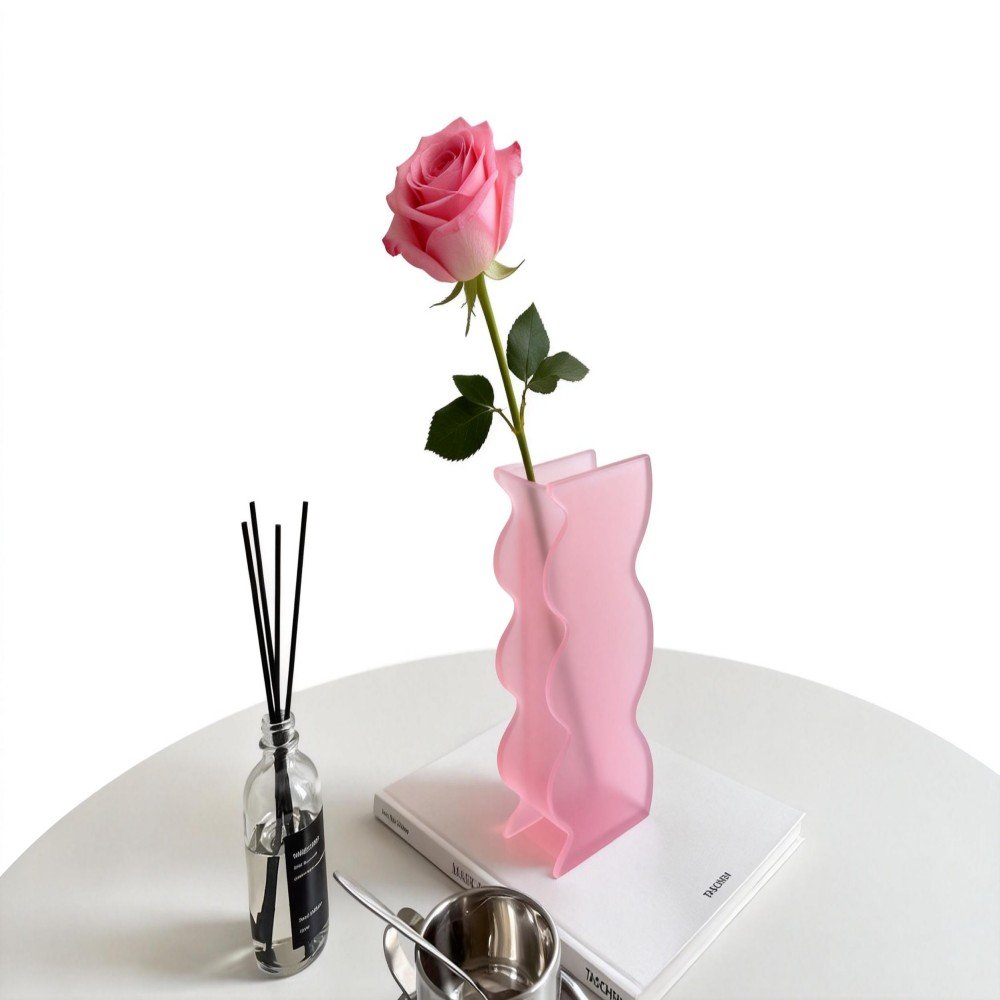 jimeng 2026 01 29 4547 参考图二，将花瓶颜色改为磨砂粉色，生成一张粉色波浪形亚克力花瓶的主图，背景为纯白